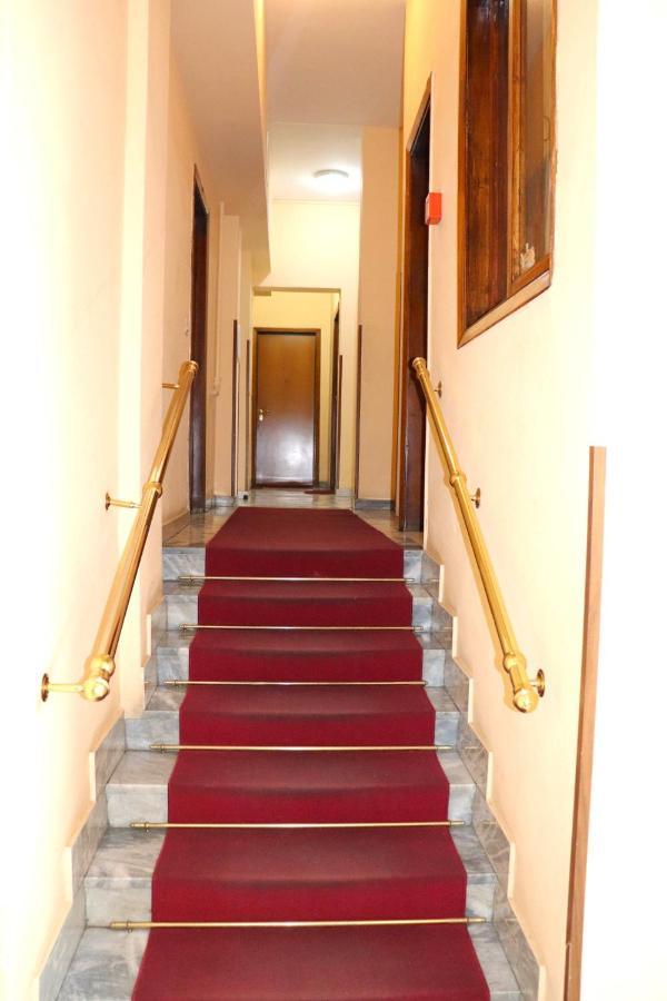 * La Casa Di Arti * 25 Min Dal Duomo Apartman Milánó Kültér fotó