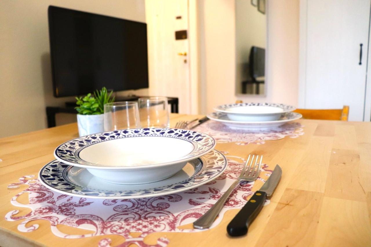 * La Casa Di Arti * 25 Min Dal Duomo Apartman Milánó Kültér fotó